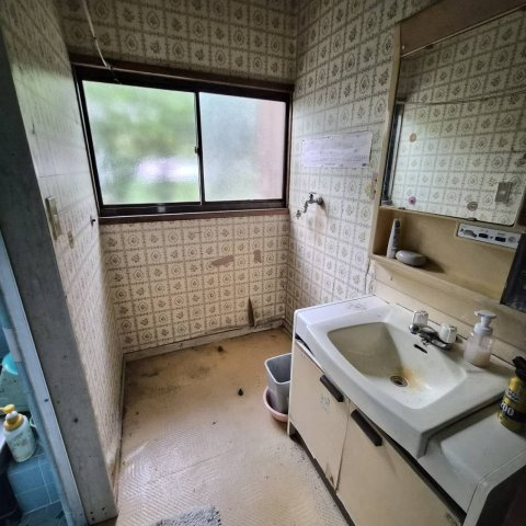 伊勢崎市赤堀今井町2丁目1256-4の独立洗面台