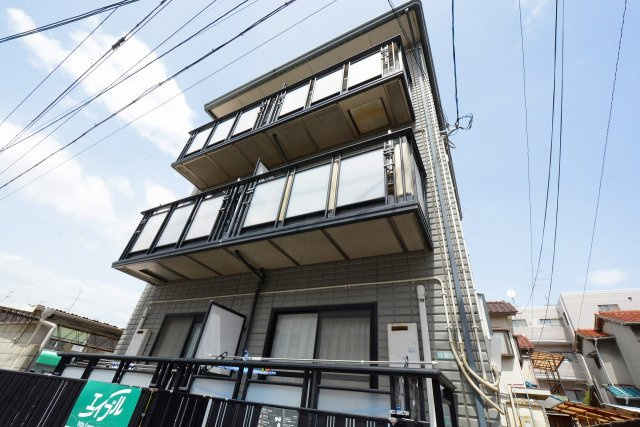 居住者専用のごみ置き場があります！