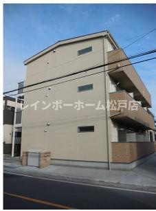 キャメル草加氷川町Ⅱの外観|おしゃれな外観です