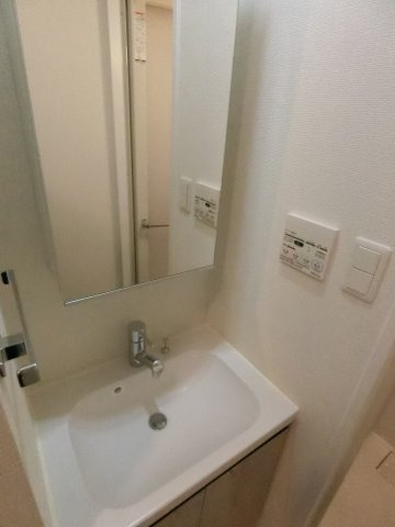 メインステージ武蔵小杉の洗面所|他のお部屋の参考写真となります。