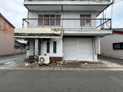 Jシーダ　15のエントランス