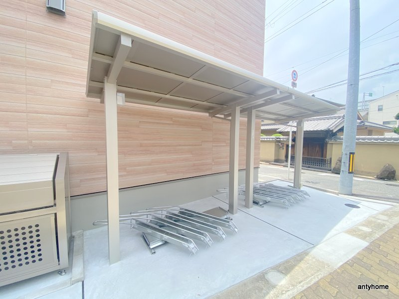 フジパレス出来島ＷＥＳＴⅠ番館 仲介手数料無料の駐車場