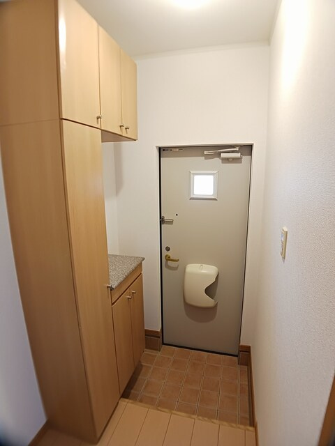 ノーブルＡの玄関