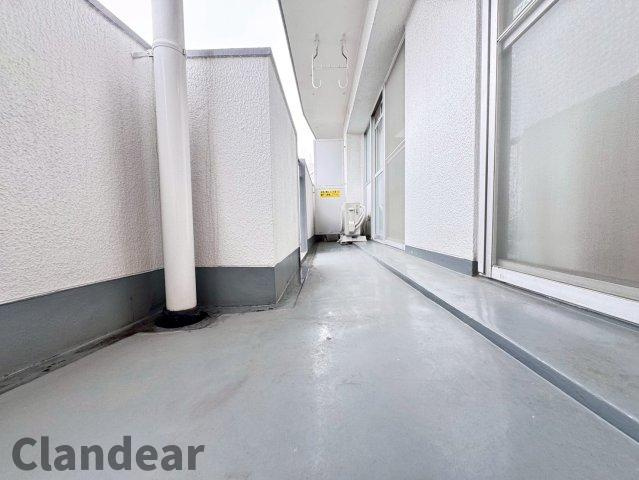 東和ファイナンスのバルコニー|ドキドキの新生活も、安心してスタート。ぴったりの住まいを見つけませんか？クランディアが一緒に住まい選びをサポートします‼　まずは、お気軽にお問合せください　＃クランディア