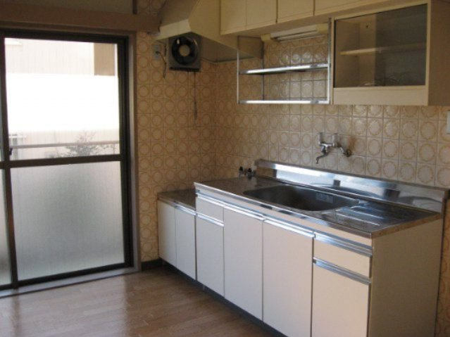 町田市南成瀬４丁目の賃貸マンションのキッチン
