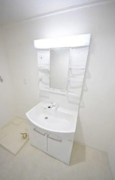町田市南成瀬４丁目の賃貸マンションの洗面所