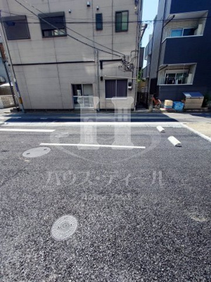 【駐車場】 | フォレストコート戸田公園 | 駐車場に車を止められます