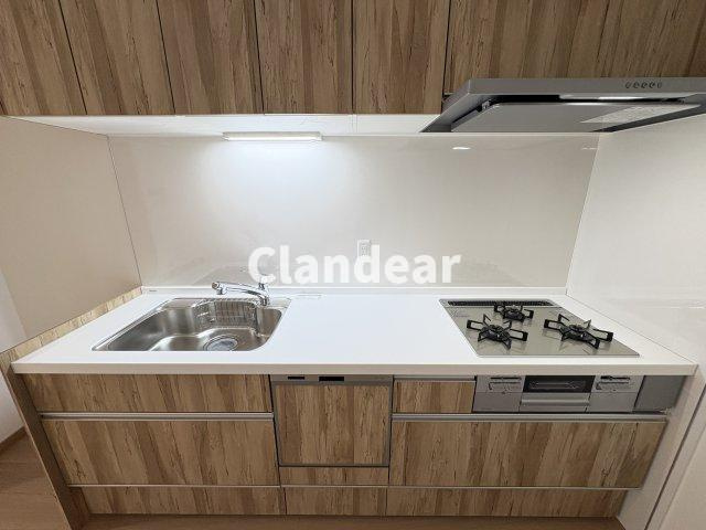 レジェンド東日暮里ウエストのキッチン|ドキドキの新生活も、安心してスタート。ぴったりの住まいを見つけませんか？クランディアが一緒に住まい選びをサポートします‼　まずは、お気軽にお問合せください　＃クランディア