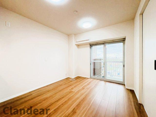 いづみハイツ竹の塚の洋室|ドキドキの新生活も、安心してスタート。ぴったりの住まいを見つけませんか？クランディアが一緒に住まい選びをサポートします‼　まずは、お気軽にお問合せください　＃クランディア
