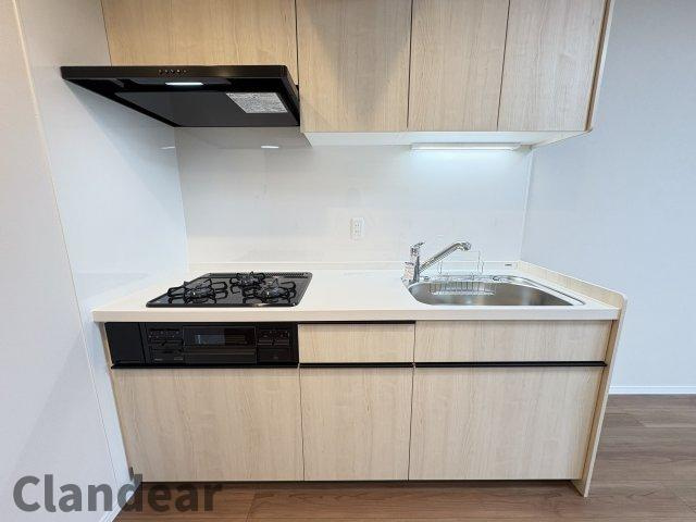 いづみハイツ竹の塚のキッチン|ドキドキの新生活も、安心してスタート。ぴったりの住まいを見つけませんか？クランディアが一緒に住まい選びをサポートします‼　まずは、お気軽にお問合せください　＃クランディア