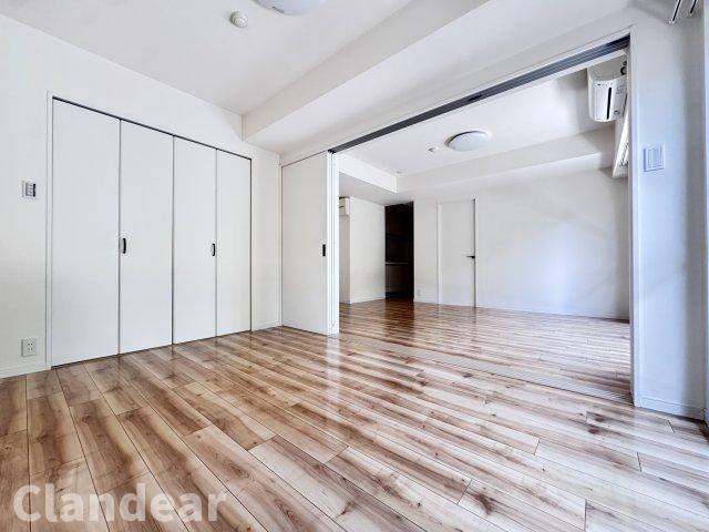 ヴェラハイツ松戸の寝室|ドキドキの新生活も、安心してスタート。ぴったりの住まいを見つけませんか？クランディアが一緒に住まい選びをサポートします‼　まずは、お気軽にお問合せください　＃クランディア