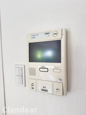 ヴェラハイツ松戸の防犯設備|ドキドキの新生活も、安心してスタート。ぴったりの住まいを見つけませんか？クランディアが一緒に住まい選びをサポートします‼　まずは、お気軽にお問合せください　＃クランディア