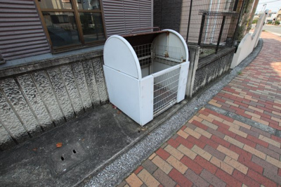 【その他共用部分】 | コモド・ステラ | 敷地内ゴミ捨場