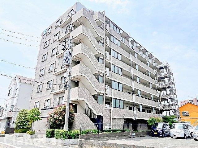 ベルドゥムール草加中央東の外観|ドキドキの新生活も、安心してスタート。ぴったりの住まいを見つけませんか？クランディアが一緒に住まい選びをサポートします‼　まずは、お気軽にお問合せください　＃クランディア