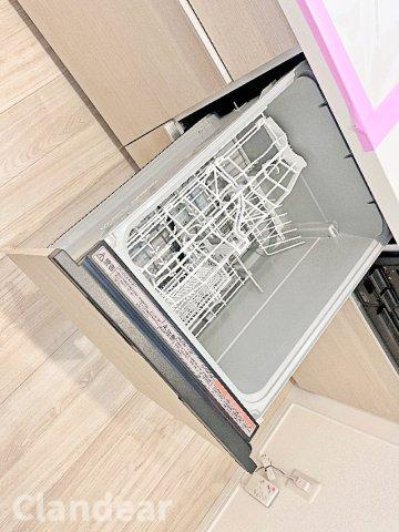 ベルドゥムール草加中央東のキッチン|ドキドキの新生活も、安心してスタート。ぴったりの住まいを見つけませんか？クランディアが一緒に住まい選びをサポートします‼　まずは、お気軽にお問合せください　＃クランディア