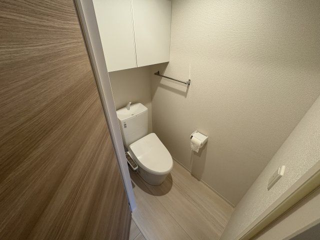 Crest明石 のトイレ