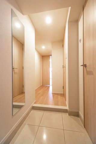 ＪＰ　ｎｏｉｅ　上野稲荷町の玄関