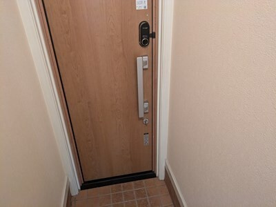 ジュンベリーの玄関
