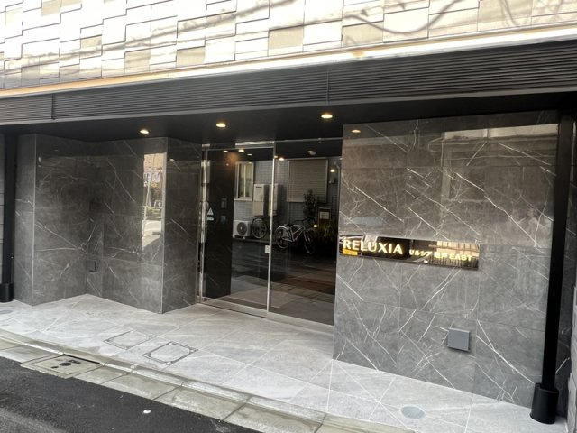 RELUXIA亀戸EASTのエントランス