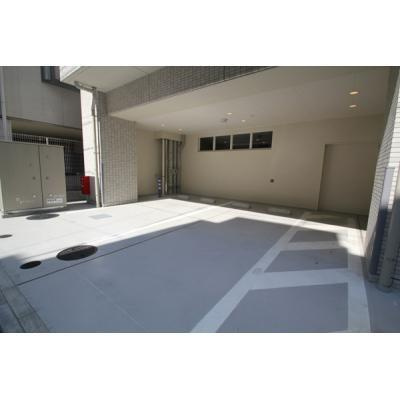 パークアクシス新御徒町Ｅａｓｔの駐車場