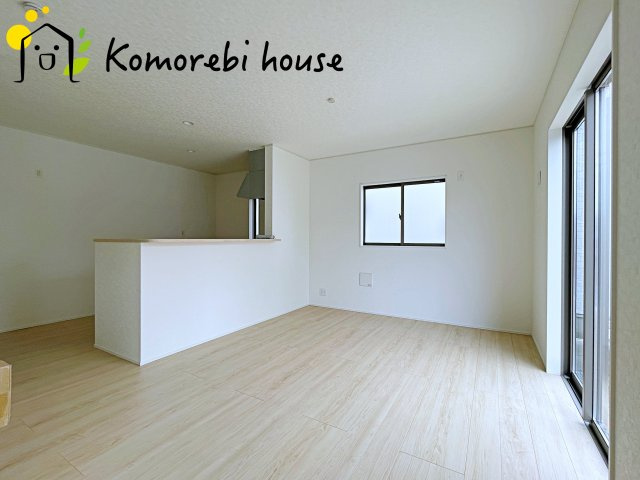 北本市二ツ家第1　新築一戸建て　クレイドルガーデン　04の居間・リビング|26.9.10　撮影済み