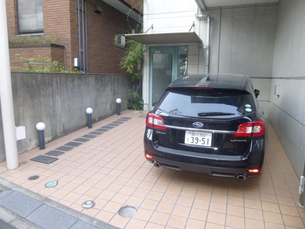 エビデンス　モワの駐車場