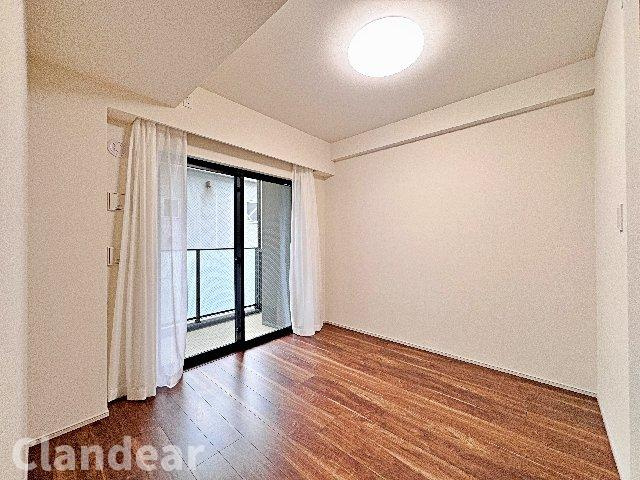 オープンレジデンシア両国森下の寝室|ドキドキの新生活も、安心してスタート。ぴったりの住まいを見つけませんか？クランディアが一緒に住まい選びをサポートします‼　まずは、お気軽にお問合せください　＃クランディア