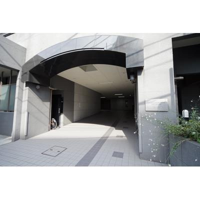 リビアーレ代々木公園のエントランス