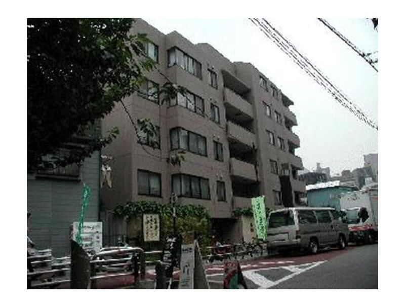 モアクレスト神宮前の外観