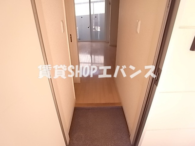 【玄関】 | アルカンシェル薬園台 | 明るい玄関です