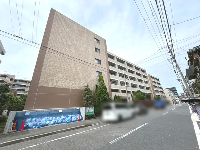 サンハイム鶴見の外観