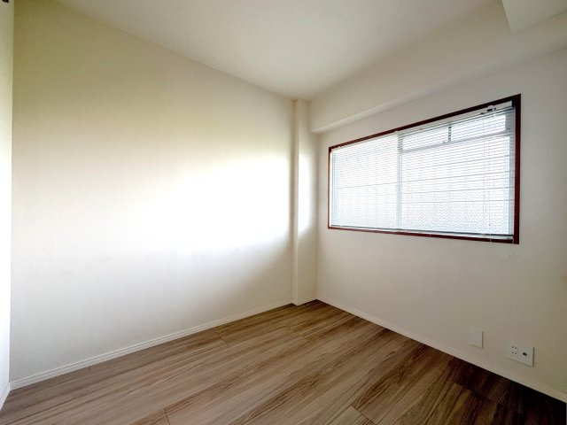 ダイアパレス金町第一の洋室|ドキドキの新生活も、安心してスタート。ぴったりの住まいを見つけませんか？クランディアが一緒に住まい選びをサポートします‼　まずは、お気軽にお問合せください　＃クランディア