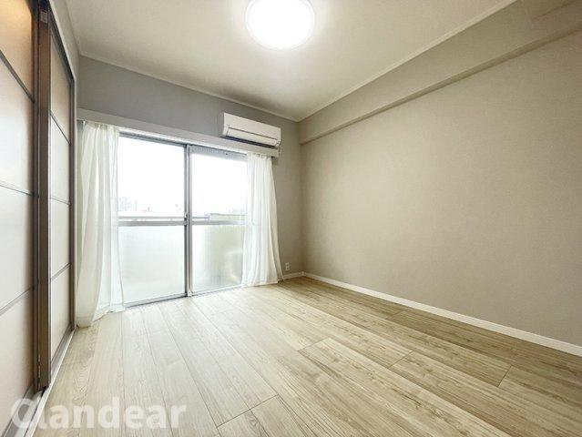 関屋ステーションハイツの寝室|ドキドキの新生活も、安心してスタート。ぴったりの住まいを見つけませんか？クランディアが一緒に住まい選びをサポートします‼　まずは、お気軽にお問合せください　＃クランディア