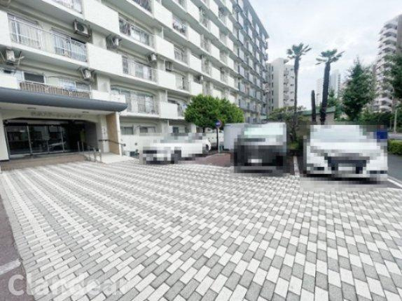 関屋ステーションハイツの駐車場|ドキドキの新生活も、安心してスタート。ぴったりの住まいを見つけませんか？クランディアが一緒に住まい選びをサポートします‼　まずは、お気軽にお問合せください　＃クランディア