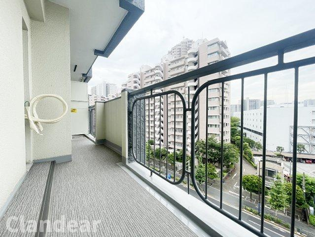 関屋ステーションハイツのバルコニー|ドキドキの新生活も、安心してスタート。ぴったりの住まいを見つけませんか？クランディアが一緒に住まい選びをサポートします‼　まずは、お気軽にお問合せください　＃クランディア