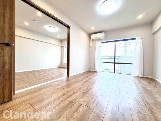 リーベ・パトリー椿のダイニング|ドキドキの新生活も、安心してスタート。ぴったりの住まいを見つけませんか？クランディアが一緒に住まい選びをサポートします‼　まずは、お気軽にお問合せください　＃クランディア