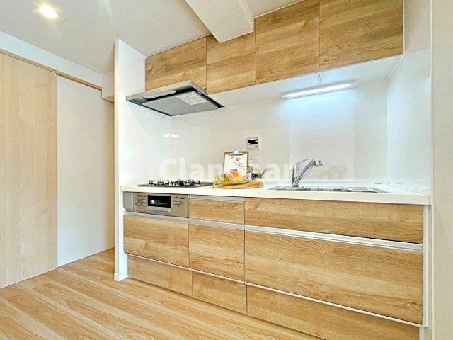 タウンハイツ亀有2号棟のキッチン|ドキドキの新生活も、安心してスタート。ぴったりの住まいを見つけませんか？クランディアが一緒に住まい選びをサポートします‼　まずは、お気軽にお問合せください　＃クランディア