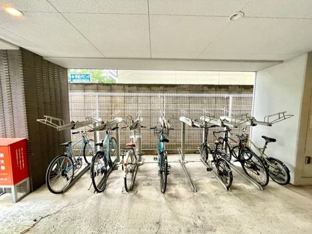 レジディア大森Ⅱの駐車場