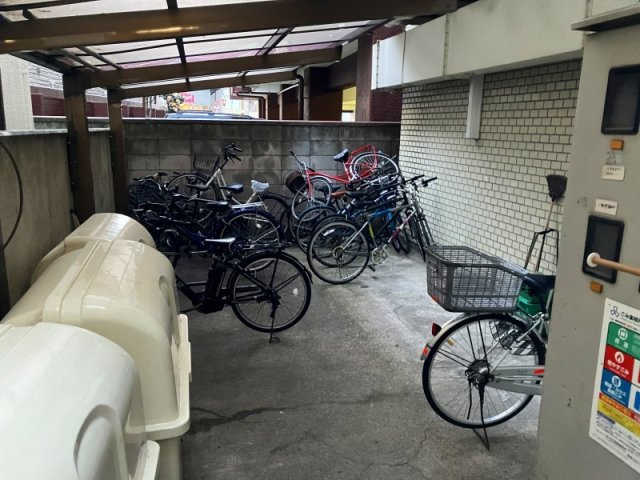 メゾンブランシュ不動前の駐車場
