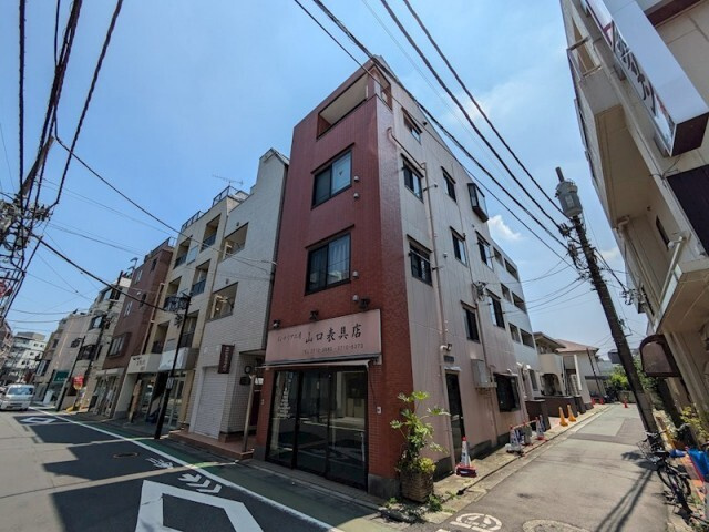 山口ビルの外観