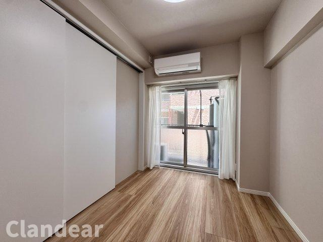ライオンズマンション西新井の寝室|ドキドキの新生活も、安心してスタート。ぴったりの住まいを見つけませんか？クランディアが一緒に住まい選びをサポートします‼　まずは、お気軽にお問合せください　＃クランディア