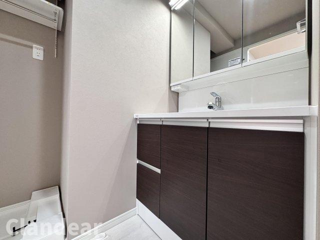 ライオンズマンション西新井の独立洗面台|ドキドキの新生活も、安心してスタート。ぴったりの住まいを見つけませんか？クランディアが一緒に住まい選びをサポートします‼　まずは、お気軽にお問合せください　＃クランディア