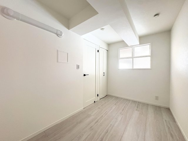 ライオンズマンション西新井の洋室