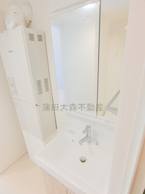 ADORE URBAN大森町Aの洗面所