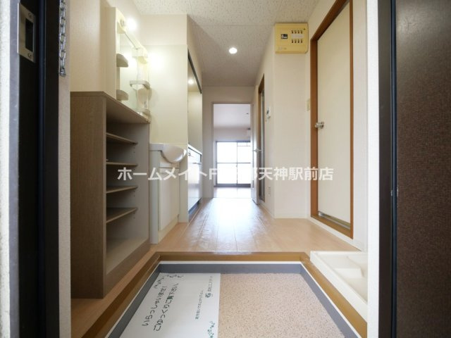 シャンヴェルジェ豊中Ⅰの玄関