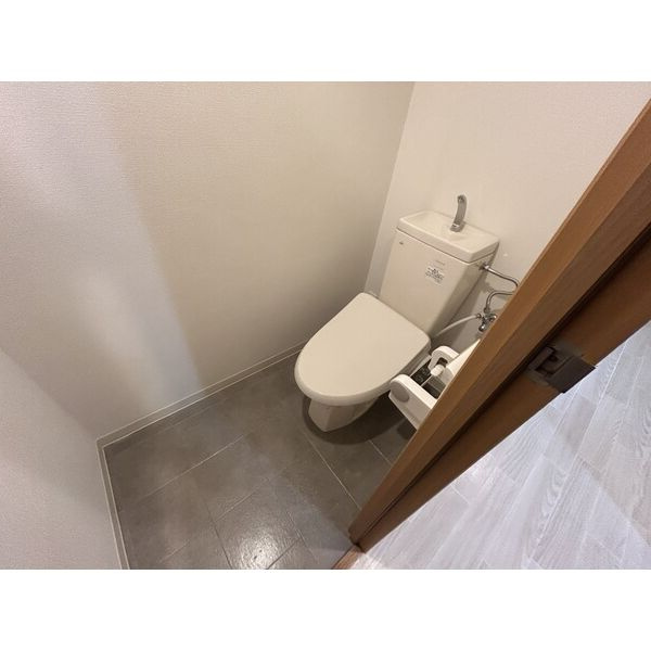 プランドール浅間町　名古屋市賃貸　仲介手数料無料のトイレ
