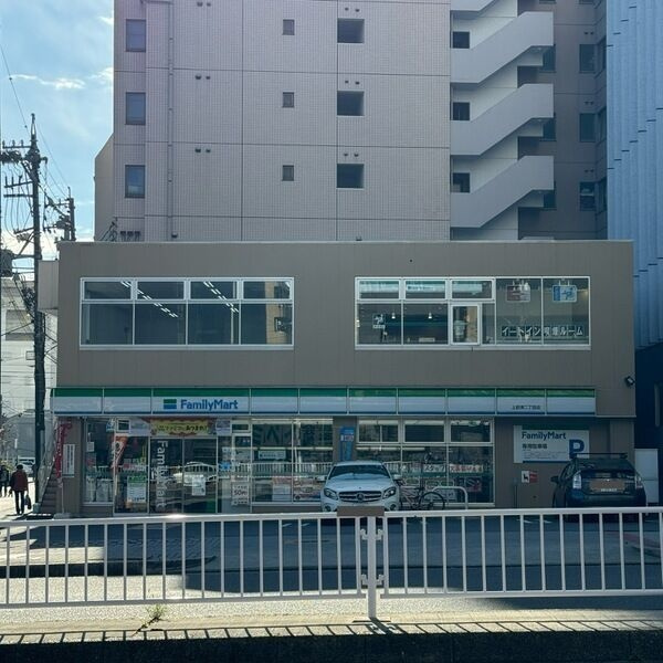 上前津エフワンビルⅡの外観