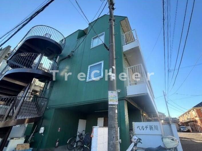 ベルデ新川の外観