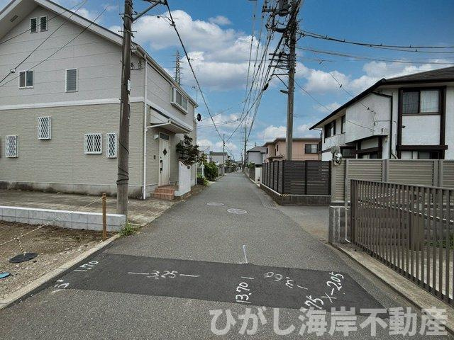 茅ケ崎市香川４丁目　売地の前面道路含む現地写真|現地外観