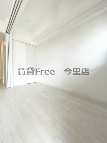 【洋室】 | Luxe布施北Ⅲ　仲介手数料無料